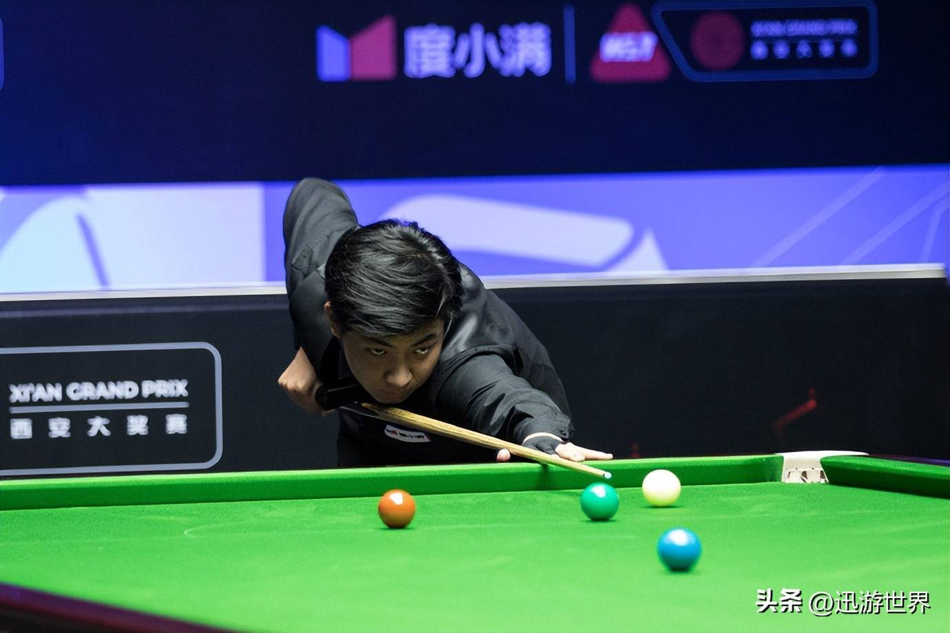 的制度与规 的制度与规