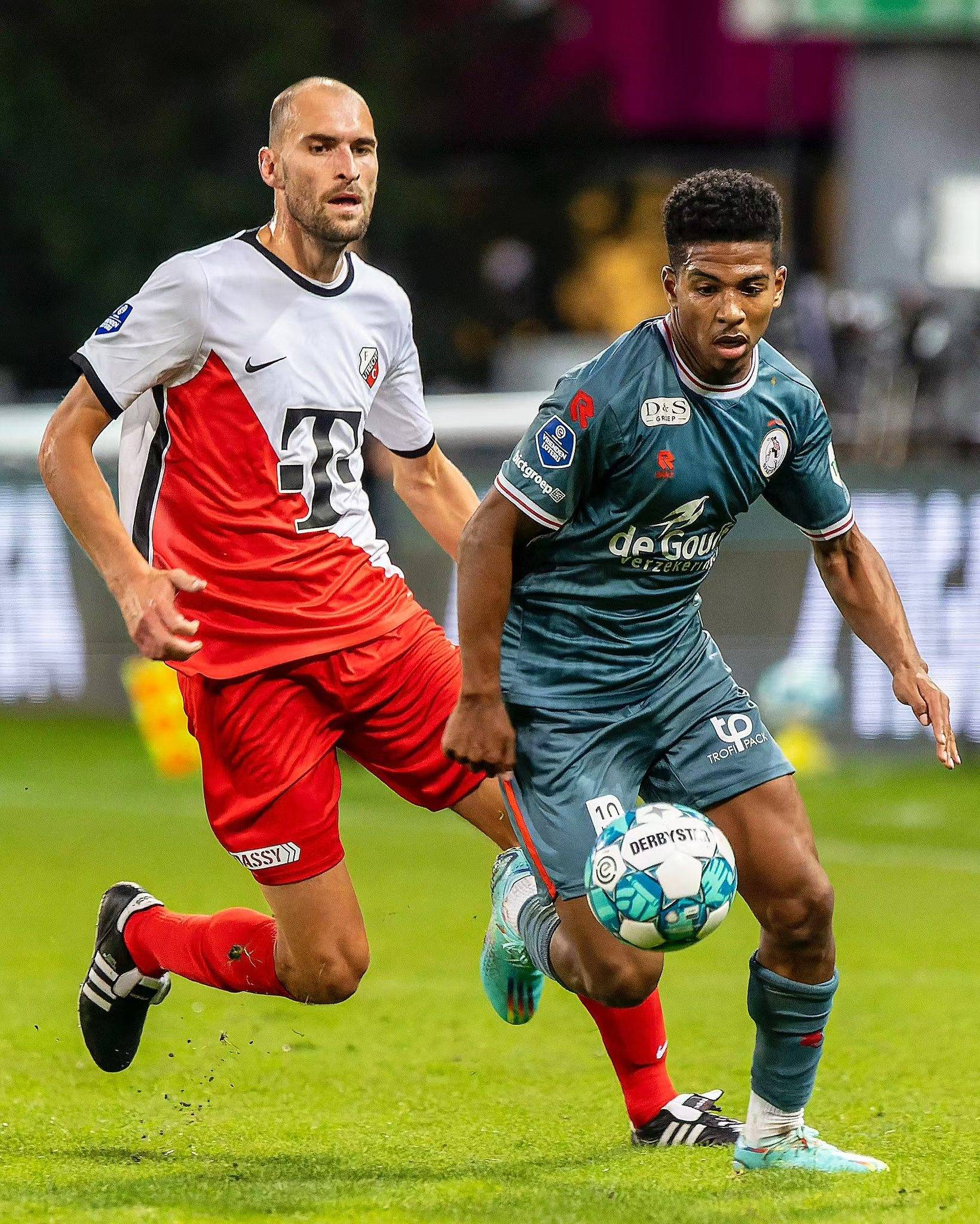 只会放大负 只会放大负