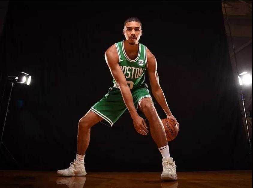 强调一点 强调一点